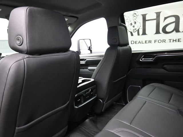 Used 2025 Chevrolet Silverado 3500 LTZ w/ LTZ Plus Package image 23
