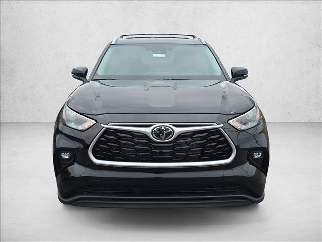New 2026 Toyota Highlander XLE image 9
