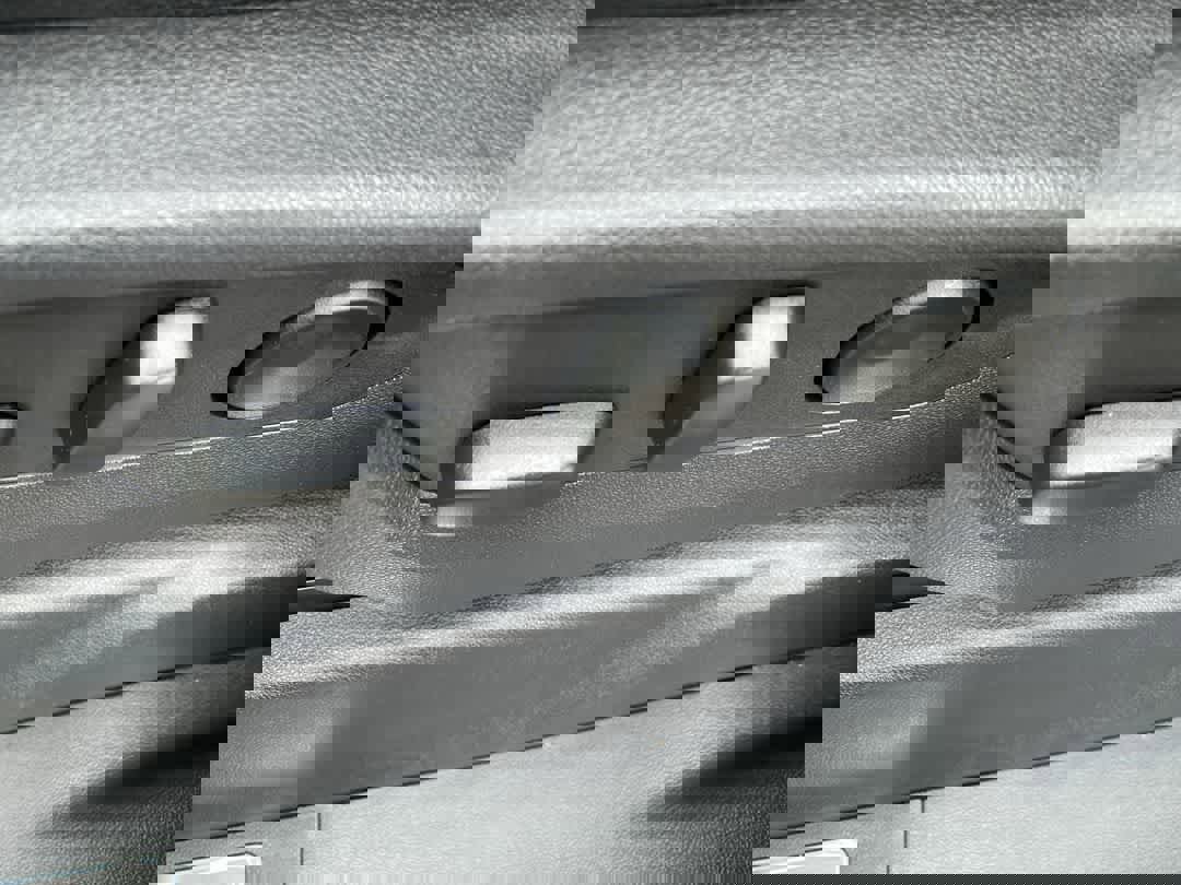 Used 2025 GMC Sierra 1500 AT4 w/ AT4 Premium Package image 12