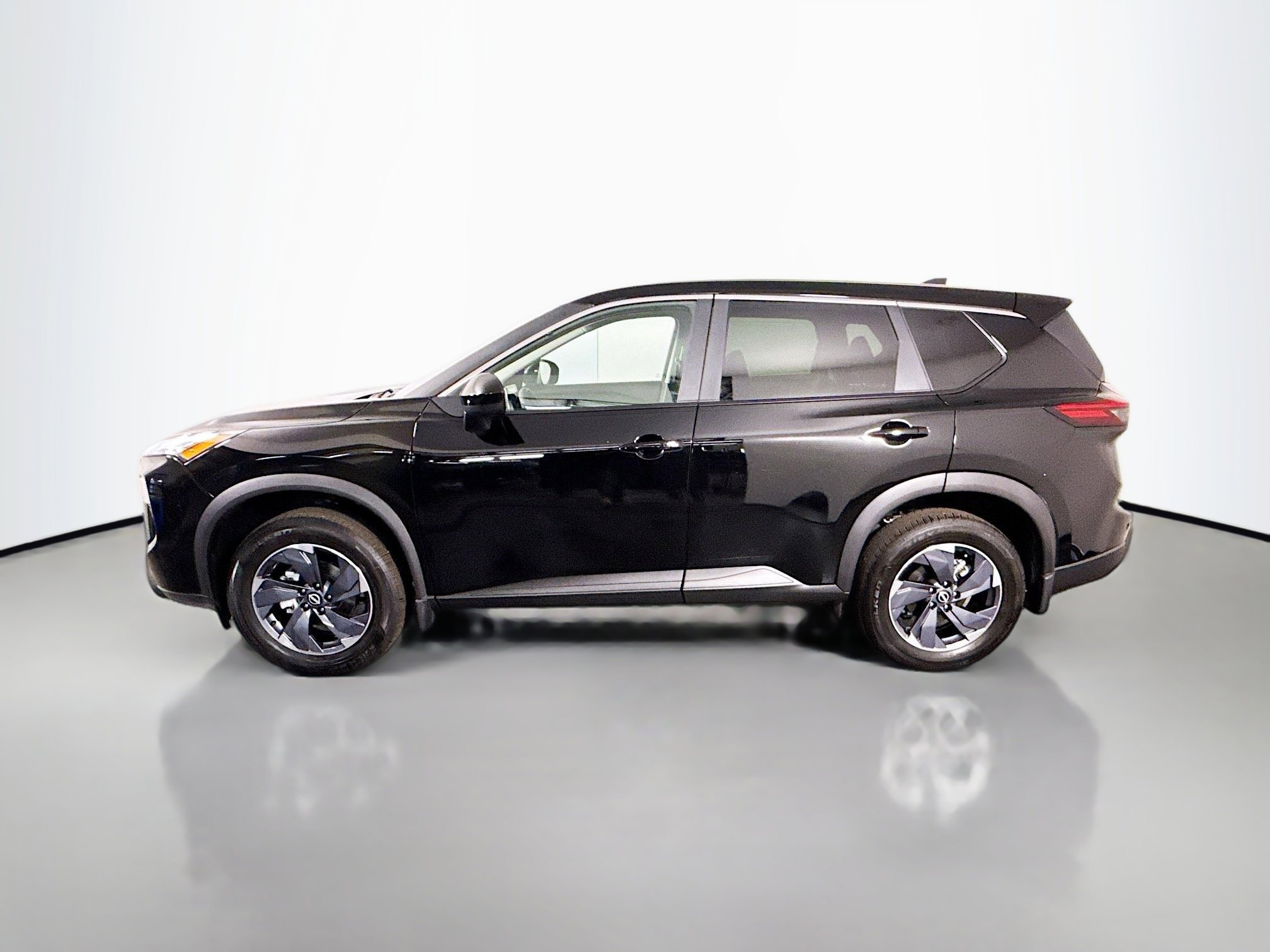 Used 2026 Nissan Rogue SV image 6