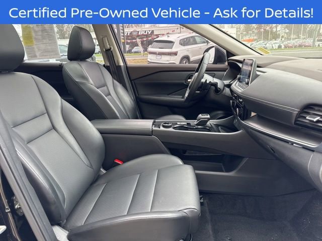 Used 2022 Nissan Rogue SV w/ SV Premium Package image 21