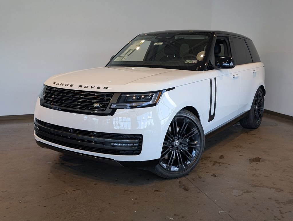 New 2025 Land Rover Range Rover SE