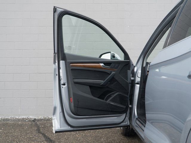 Certified 2023 Audi Q5 2.0T Premium Plus image 15