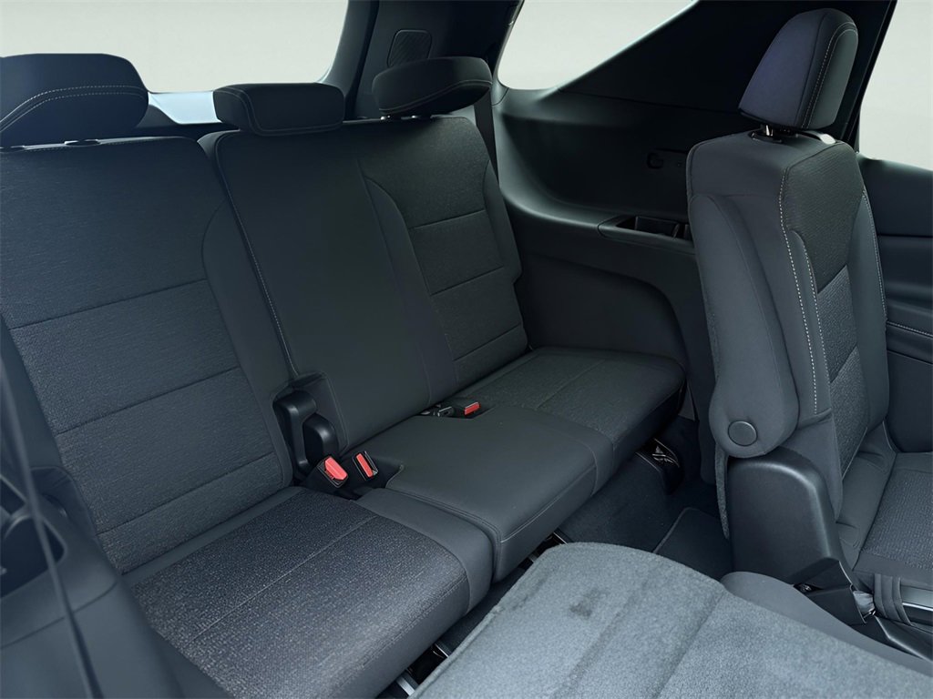 New 2026 Chevrolet Traverse LT image 32
