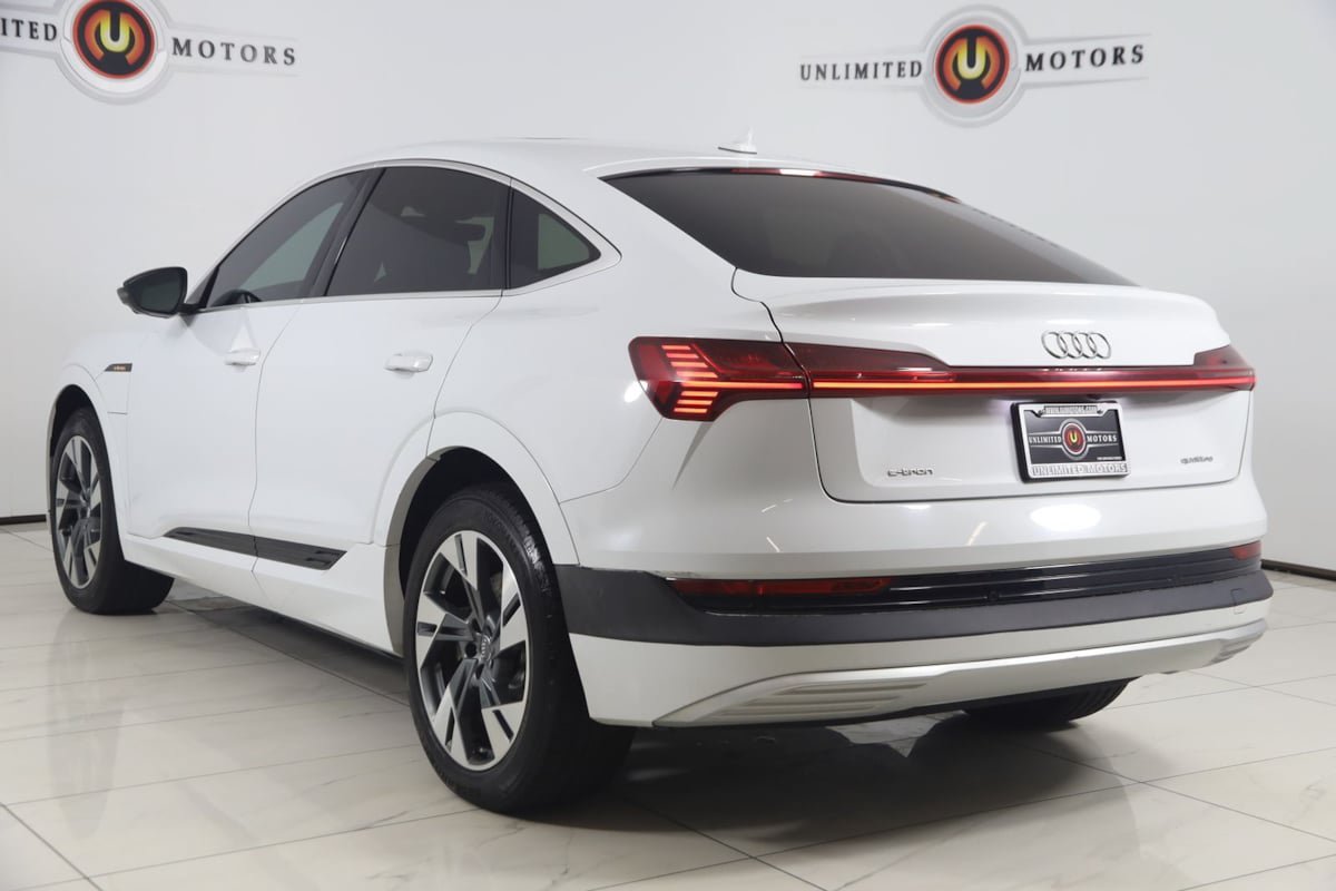 Used 2020 Audi e-tron Premium Plus AWD/4WD image 4