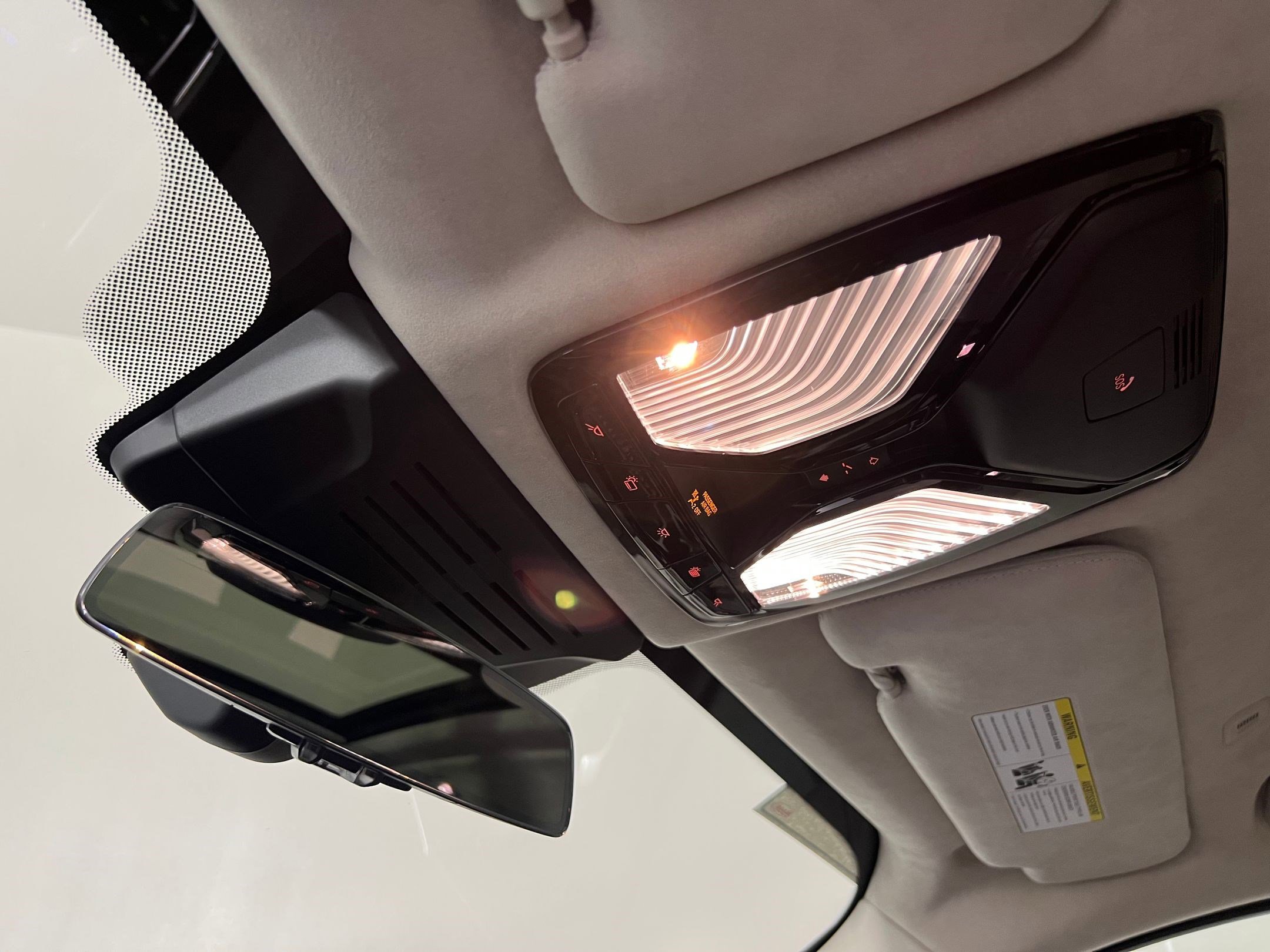 New 2026 BMW ALPINA XB7 image 18