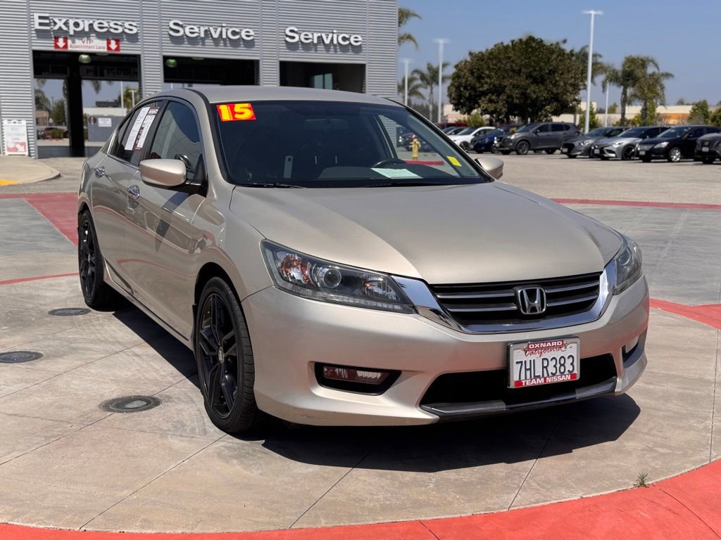 Used 2015 Honda Accord Sport image 2