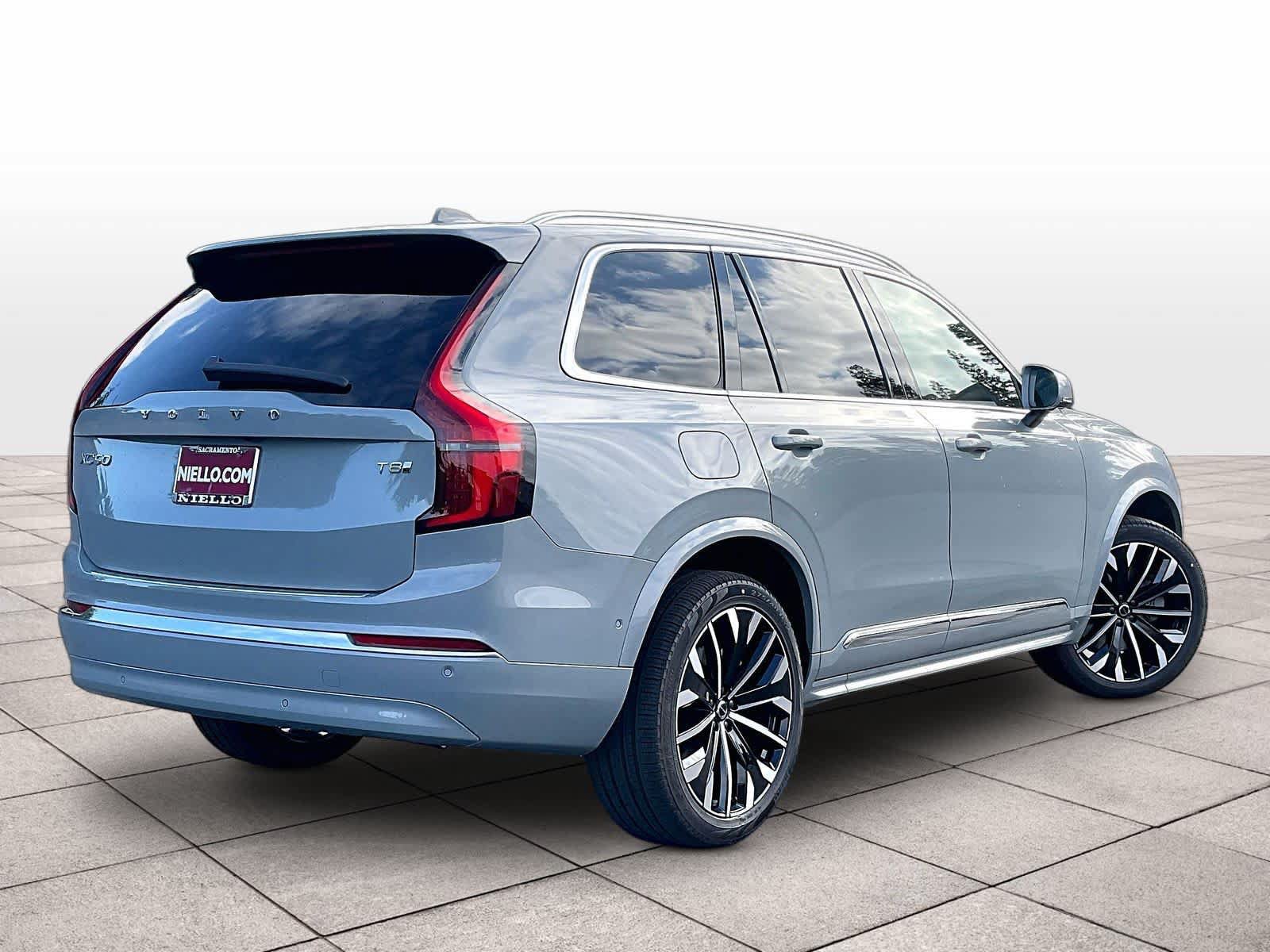 New 2027 Volvo XC90 T8 Bright AWD/4WD image 4