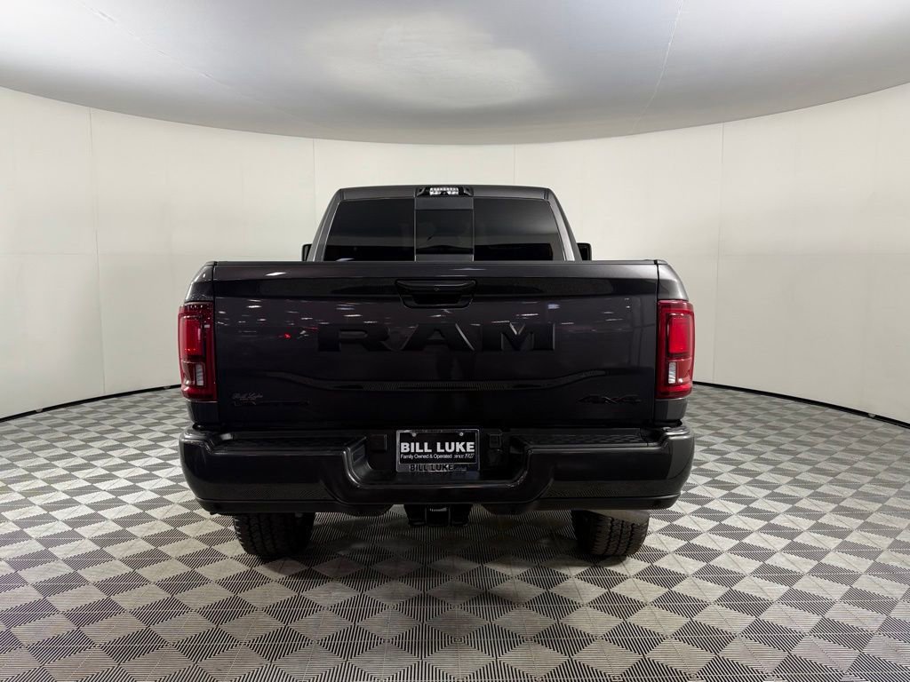Used 2025 RAM 2500 Limited AWD/4WD image 10
