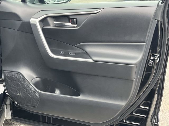 Used 2024 Toyota RAV4 XLE image 25