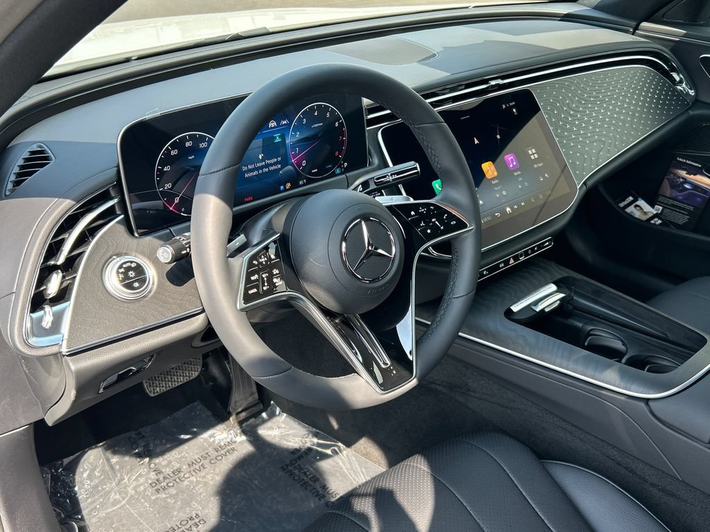 New 2026 Mercedes-Benz E 350 4MATIC Sedan image 17