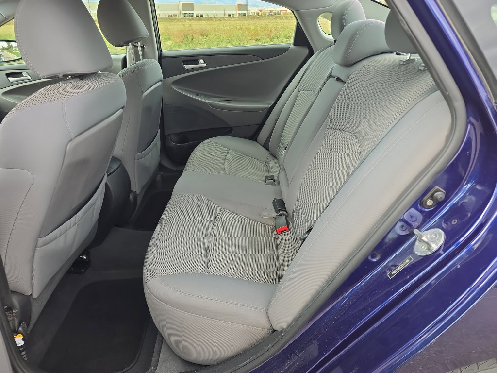 Used 2011 Hyundai Sonata GLS image 13