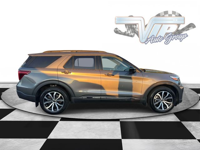 Used 2023 Ford Explorer ST-Line AWD/4WD image 5