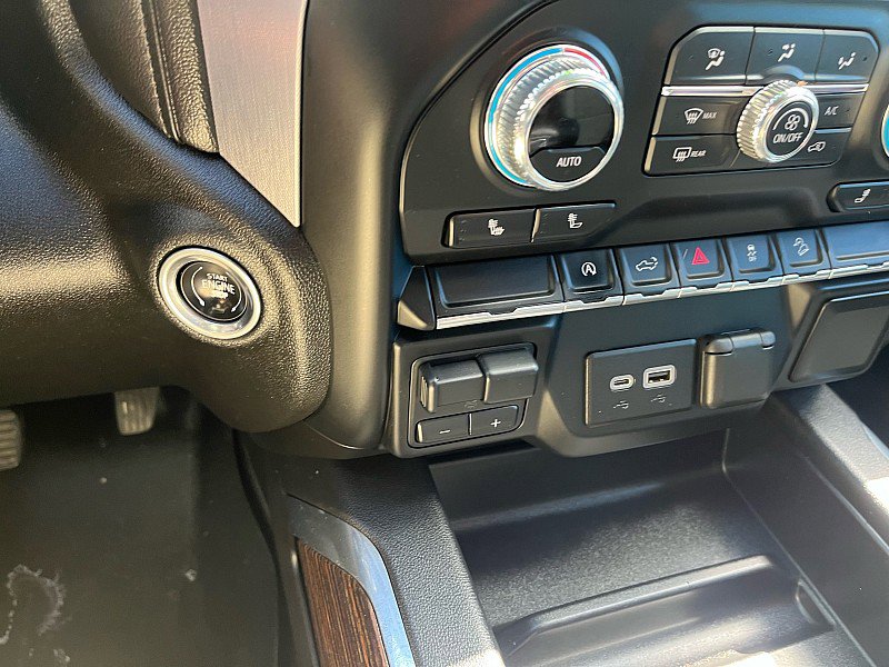 Used 2020 GMC Sierra 1500 Elevation w/ Elevation Value Package AWD/4WD image 33