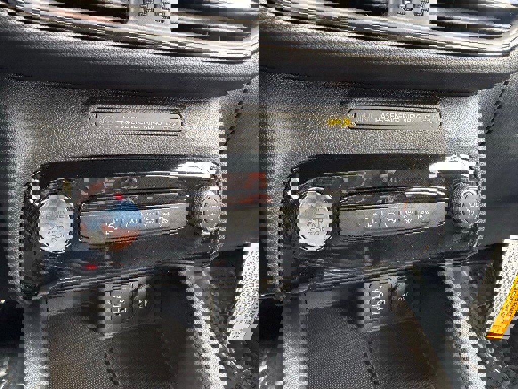 New 2025 Ford Escape ST-Line Select w/ Tech Pack #1 image 12