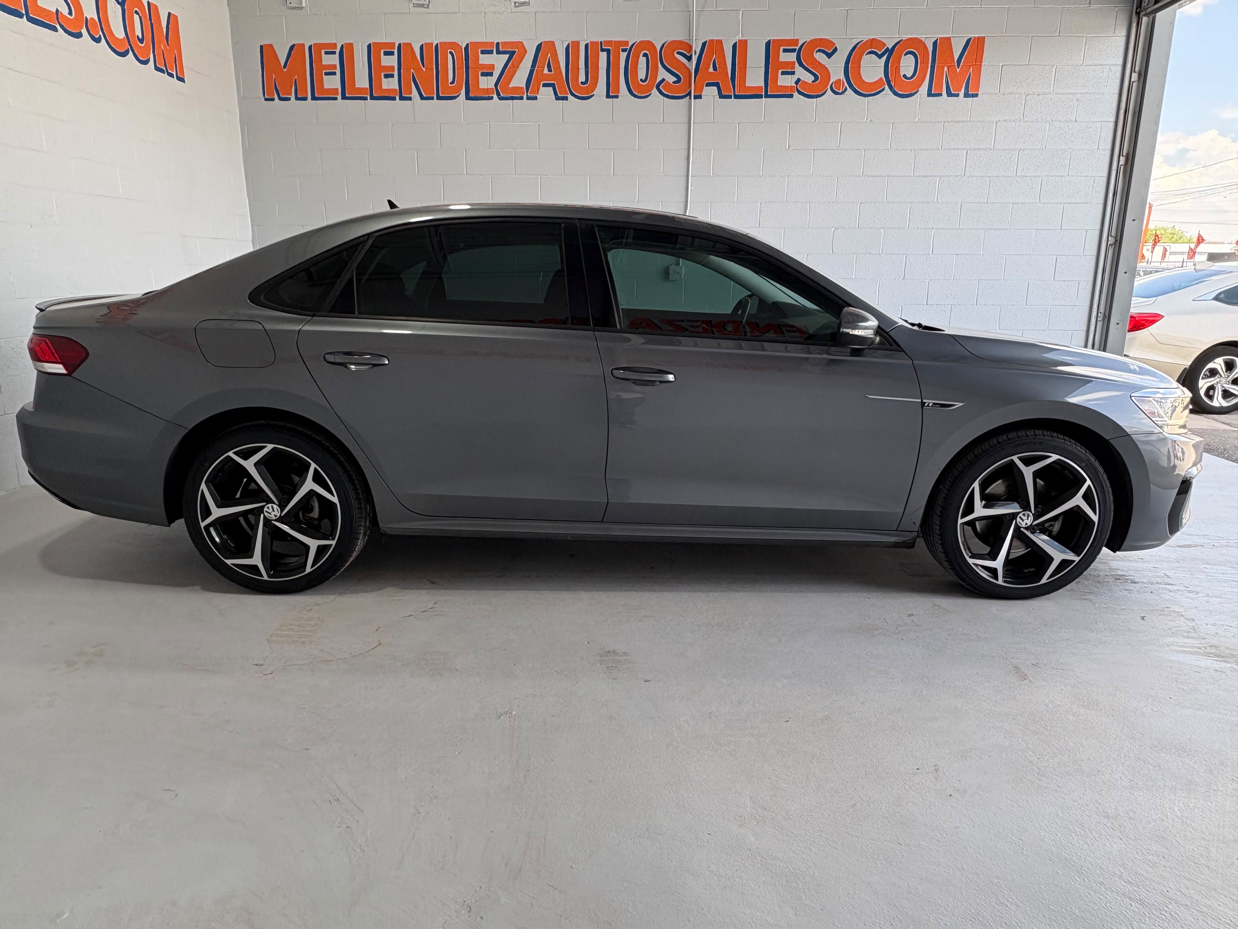 Used 2020 Volkswagen Passat 2.0T R-Line FWD image 6