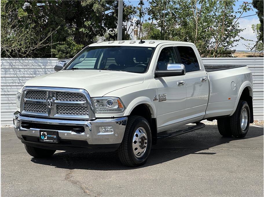 Used 2018 RAM 3500 Laramie AWD/4WD image 6