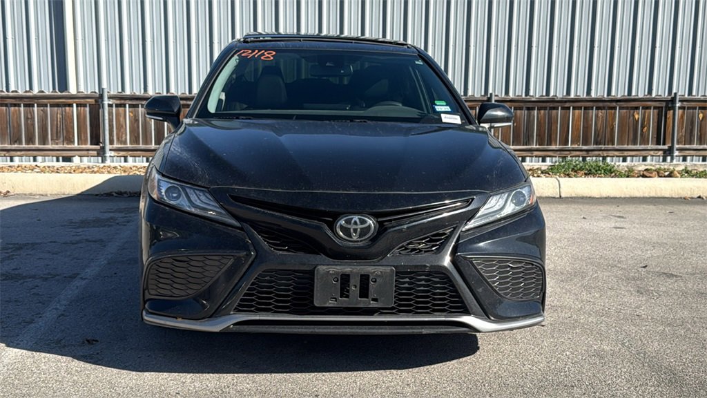 Used 2021 Toyota Camry XSE image 2