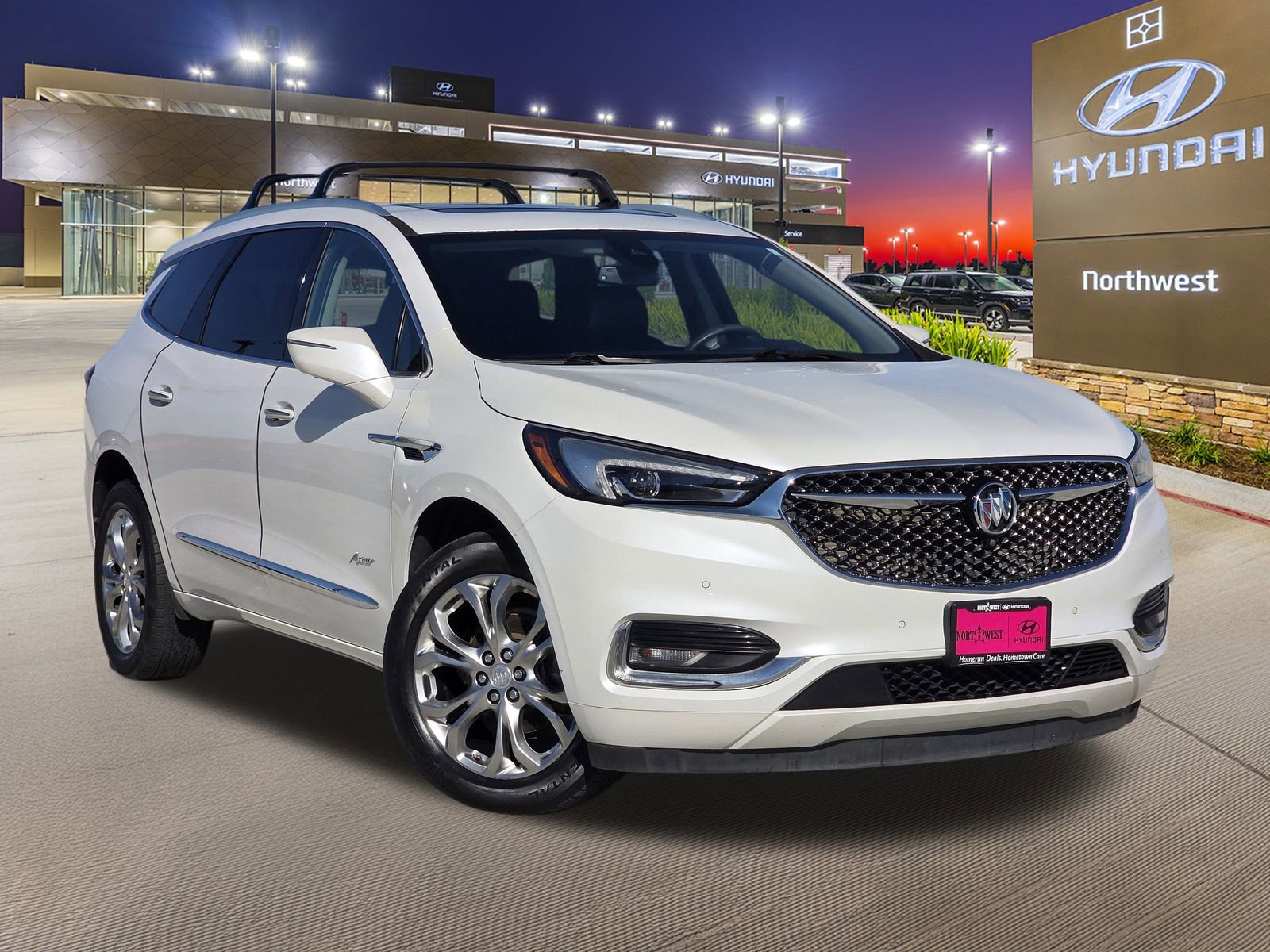 Used 2020 Buick Enclave Avenir w/ Avenir Technology Package image 3