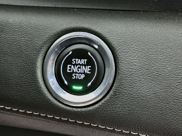 Used 2023 Cadillac Escalade ESV Premium Luxury AWD/4WD image 20
