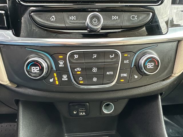 Used 2023 Chevrolet Traverse LT w/ LT Premium Package AWD/4WD image 42