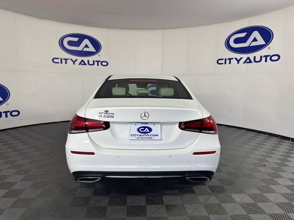 Used 2022 Mercedes-Benz A 220 image 4