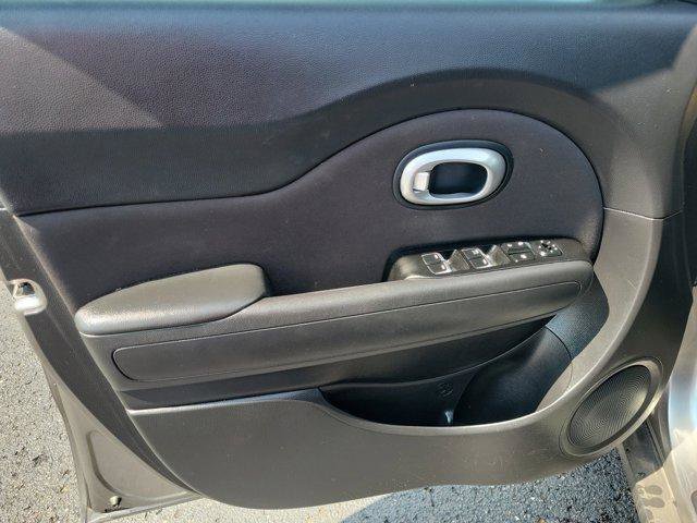 Used 2019 Kia Soul FWD image 15
