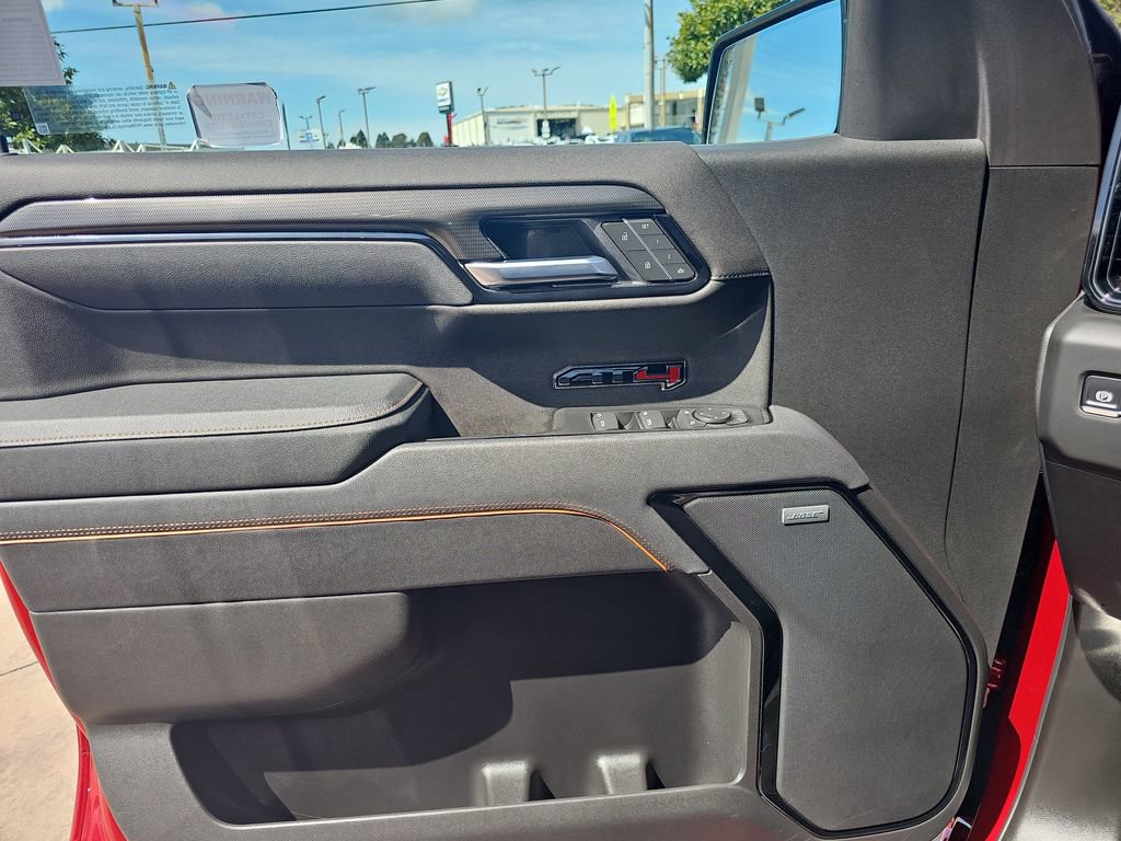 Used 2025 GMC Sierra 1500 AT4 w/ AT4 Premium Package image 30