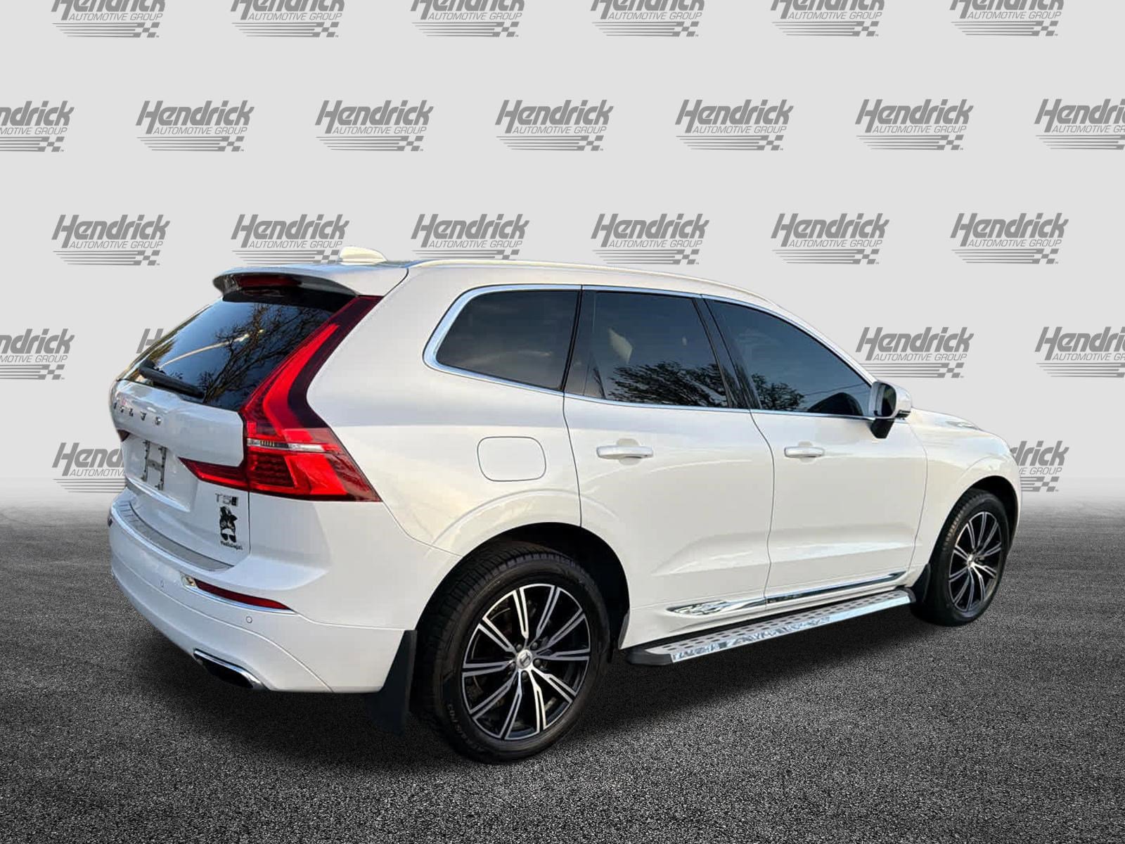 Used 2021 Volvo XC60 T5 Inscription w/ Climate Package image 11