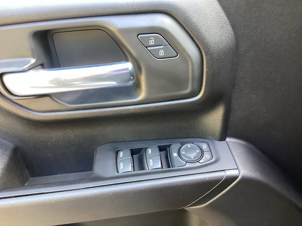 Used 2023 Chevrolet Silverado 1500 Custom AWD/4WD image 69