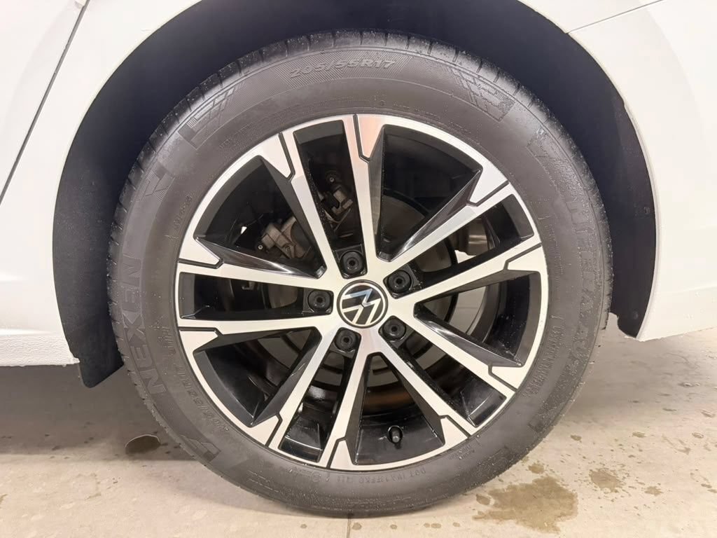 Used 2023 Volkswagen Jetta Sport FWD image 19