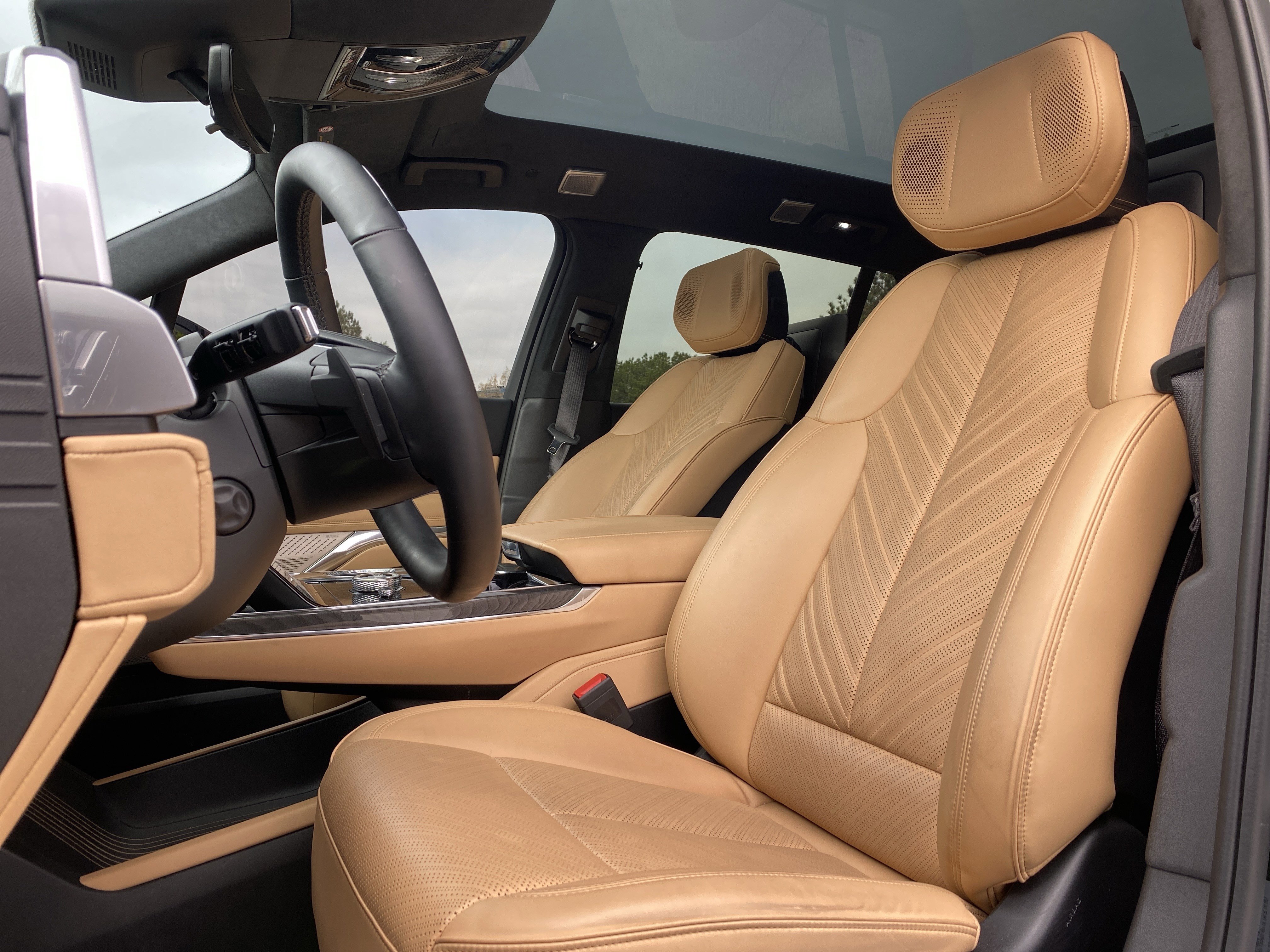 Used 2025 Cadillac Escalade IQ Sport 2 image 7