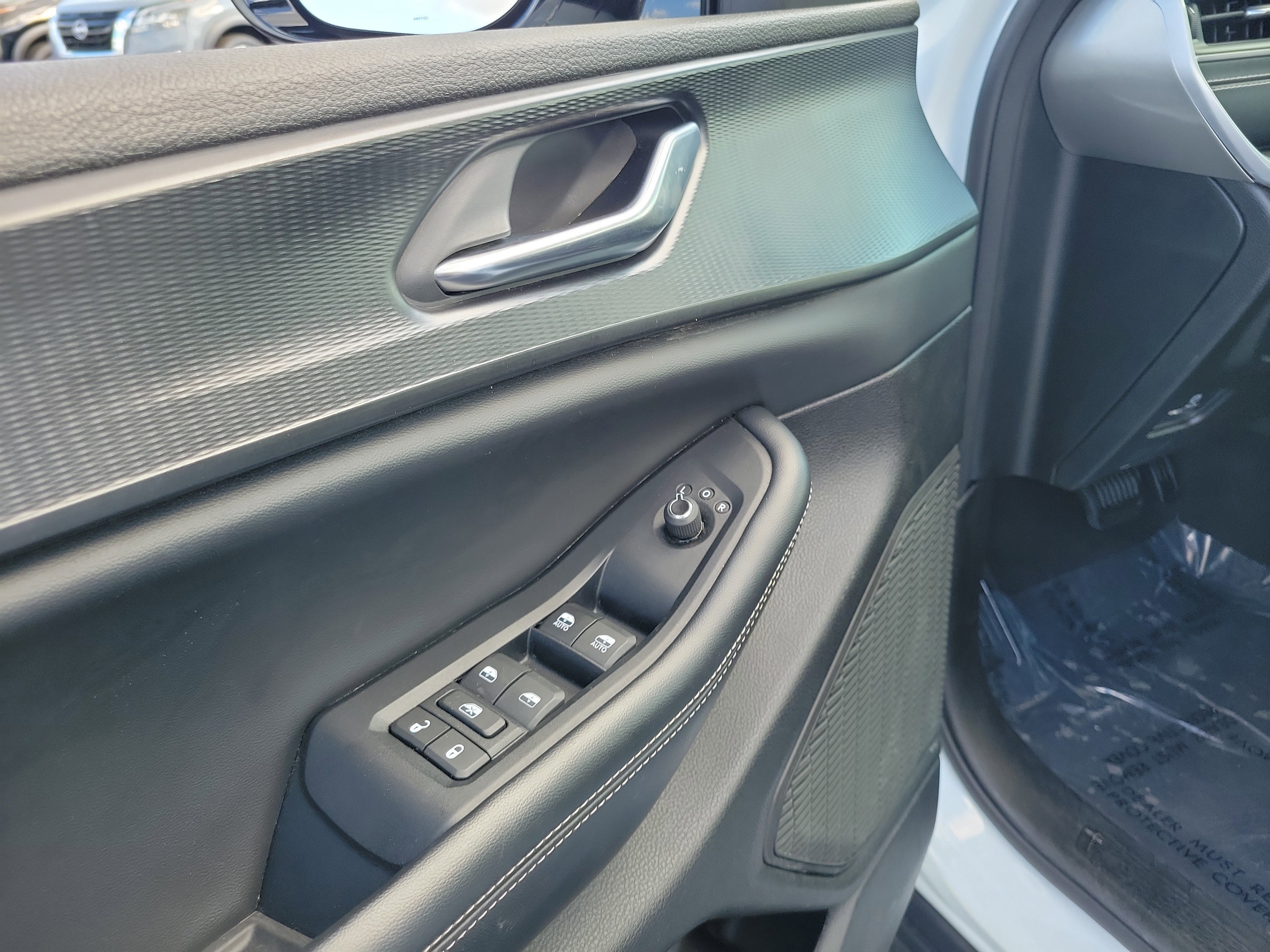 Used 2024 Jeep Grand Cherokee L Laredo image 18