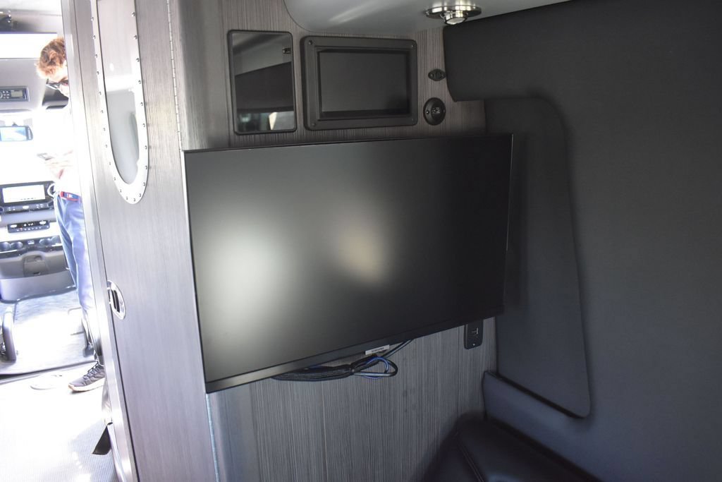 Used 2022 Mercedes-Benz Sprinter 3500 image 49