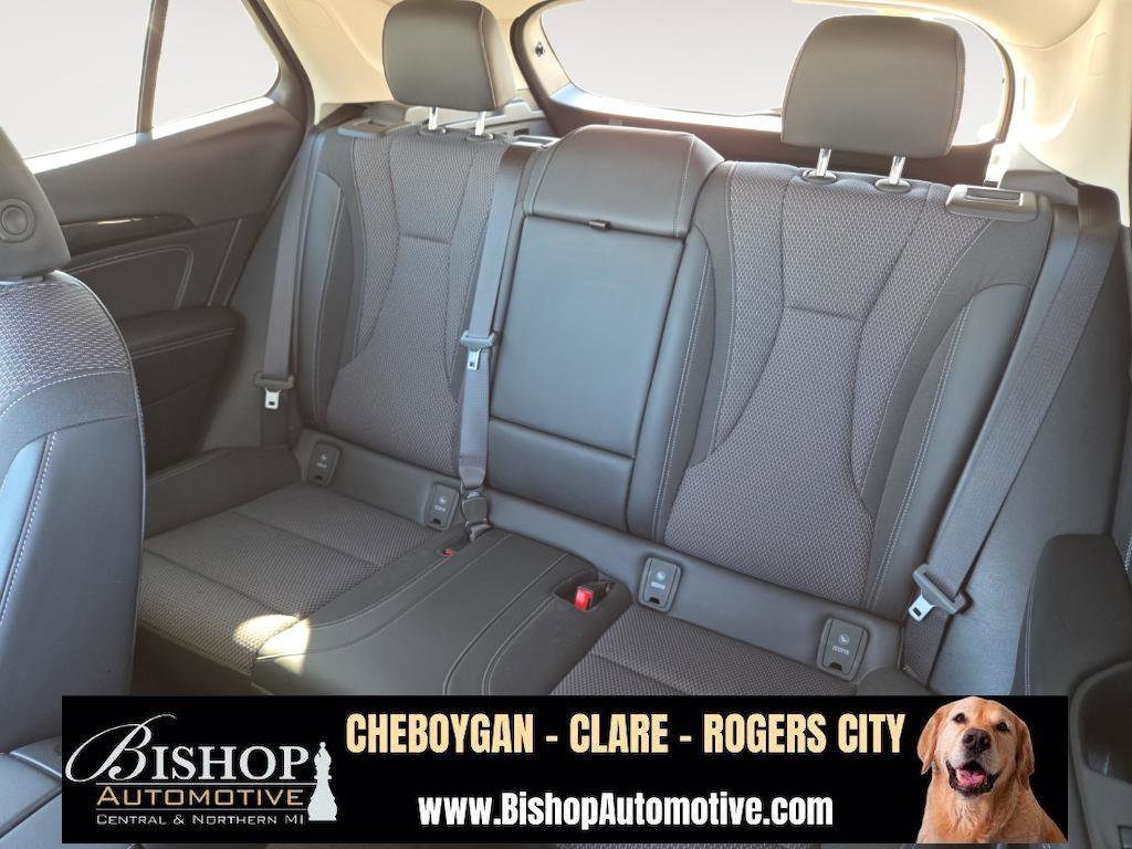 Used 2023 Buick Envision Preferred image 29