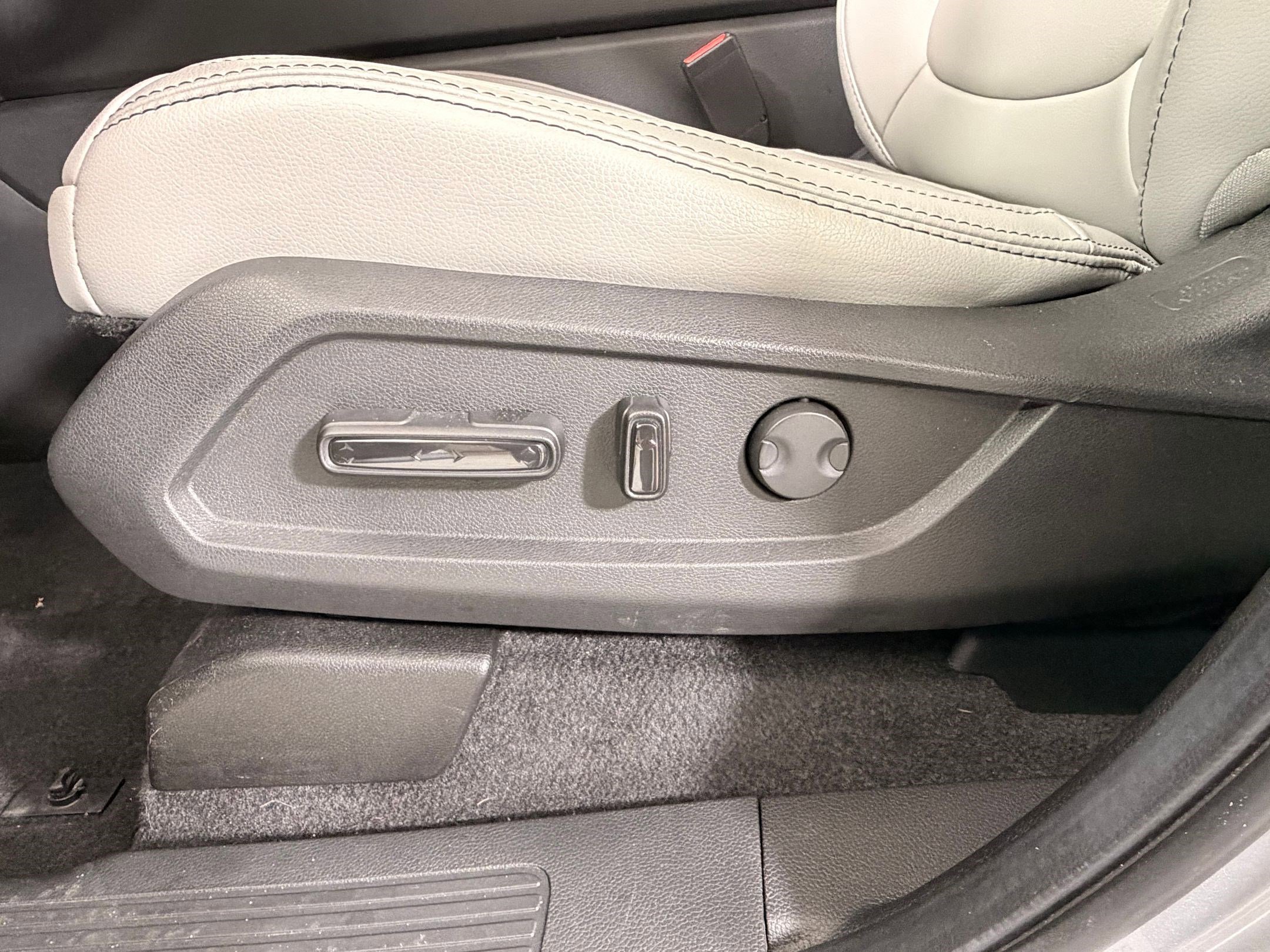 Certified 2025 Honda Pilot EX-L image 14