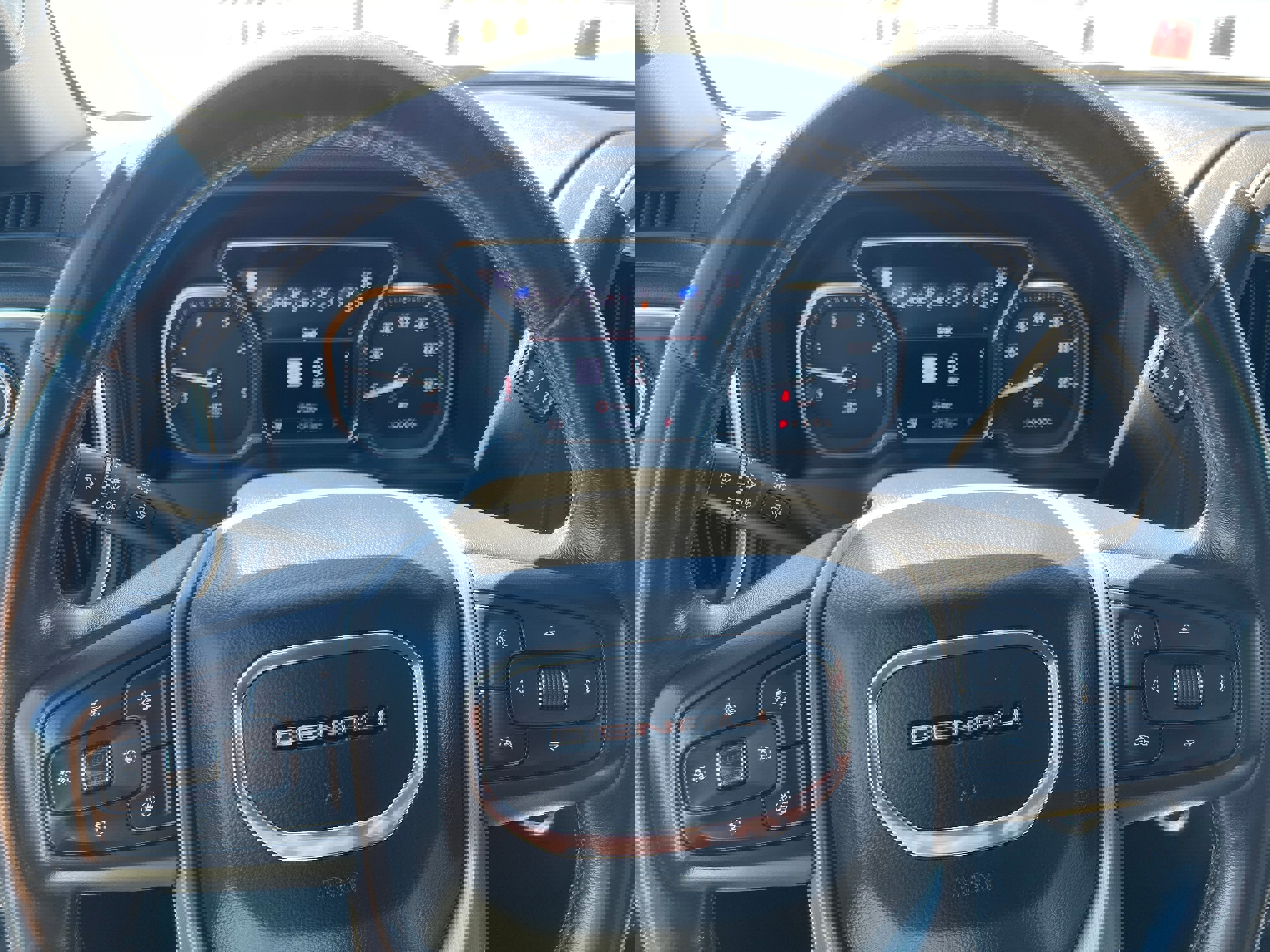 Used 2022 GMC Sierra 3500 Denali image 14