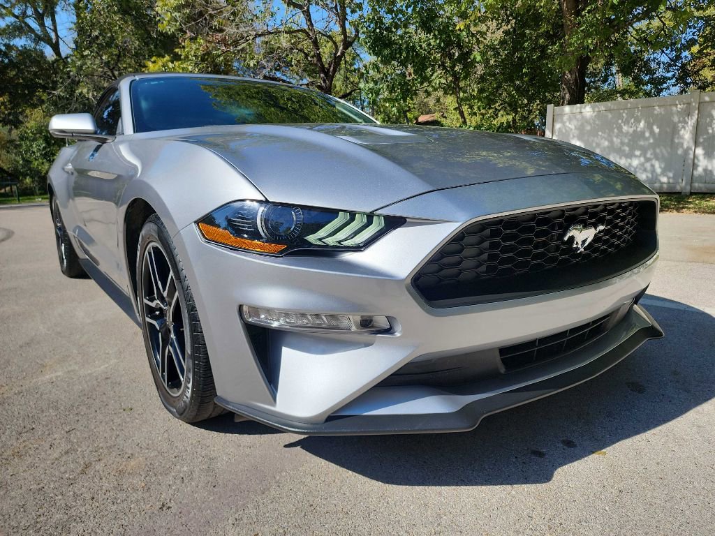 Used 2020 Ford Mustang Premium image 1