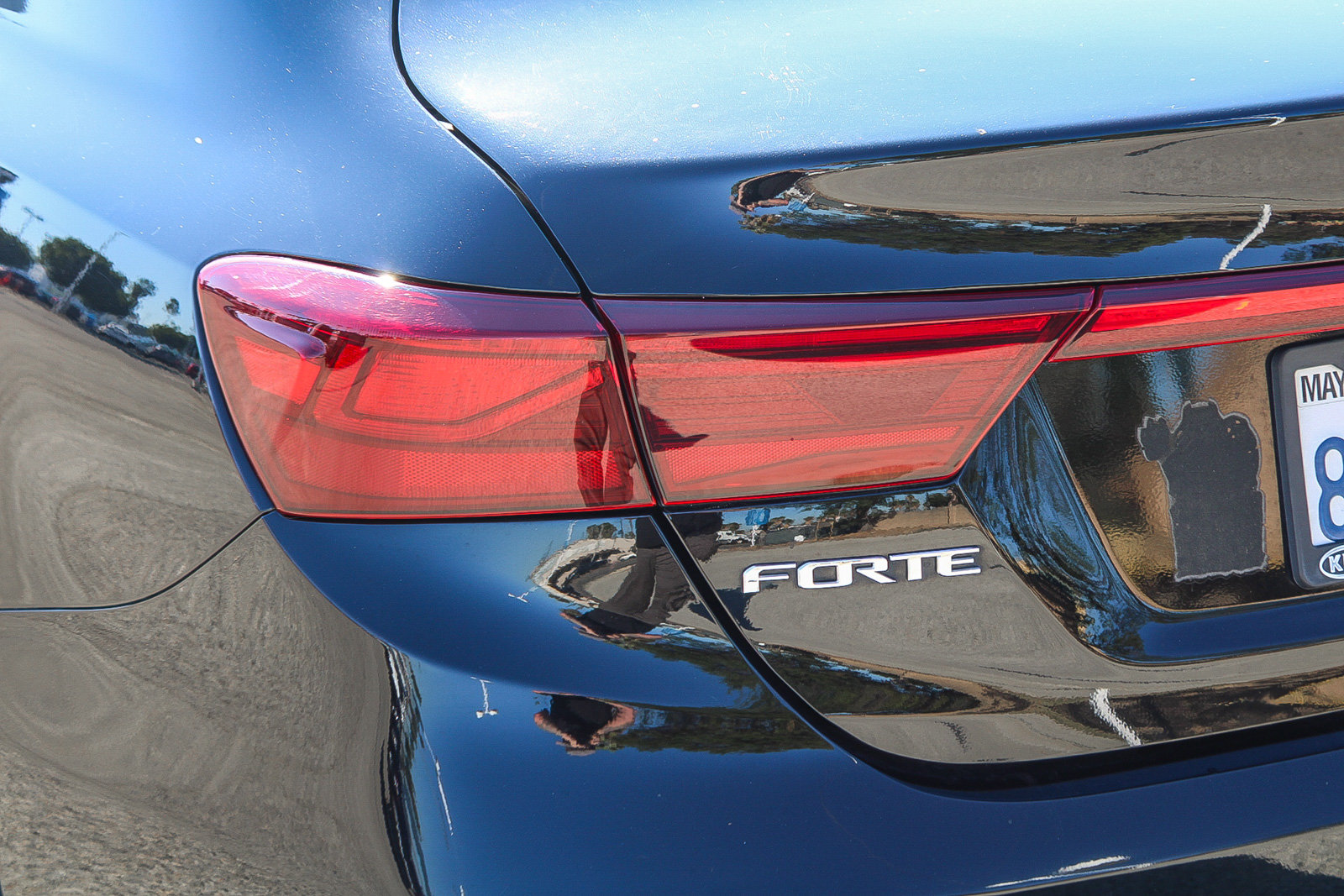 Used 2020 Kia Forte LXS FWD image 10
