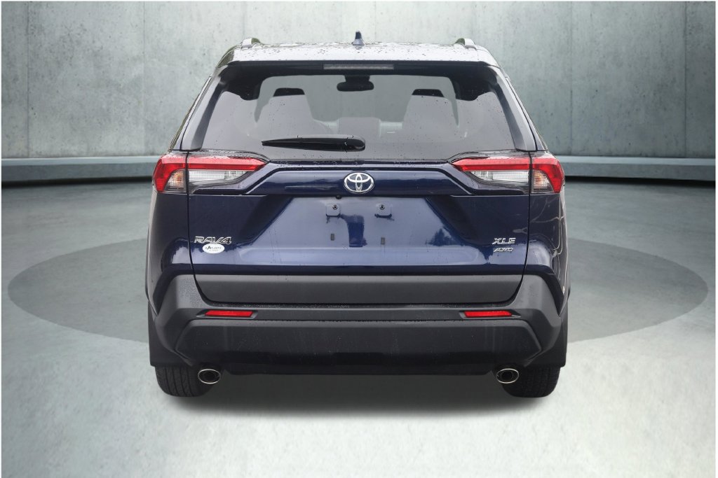 Used 2024 Toyota RAV4 XLE w/ Convenience Package AWD/4WD image 28
