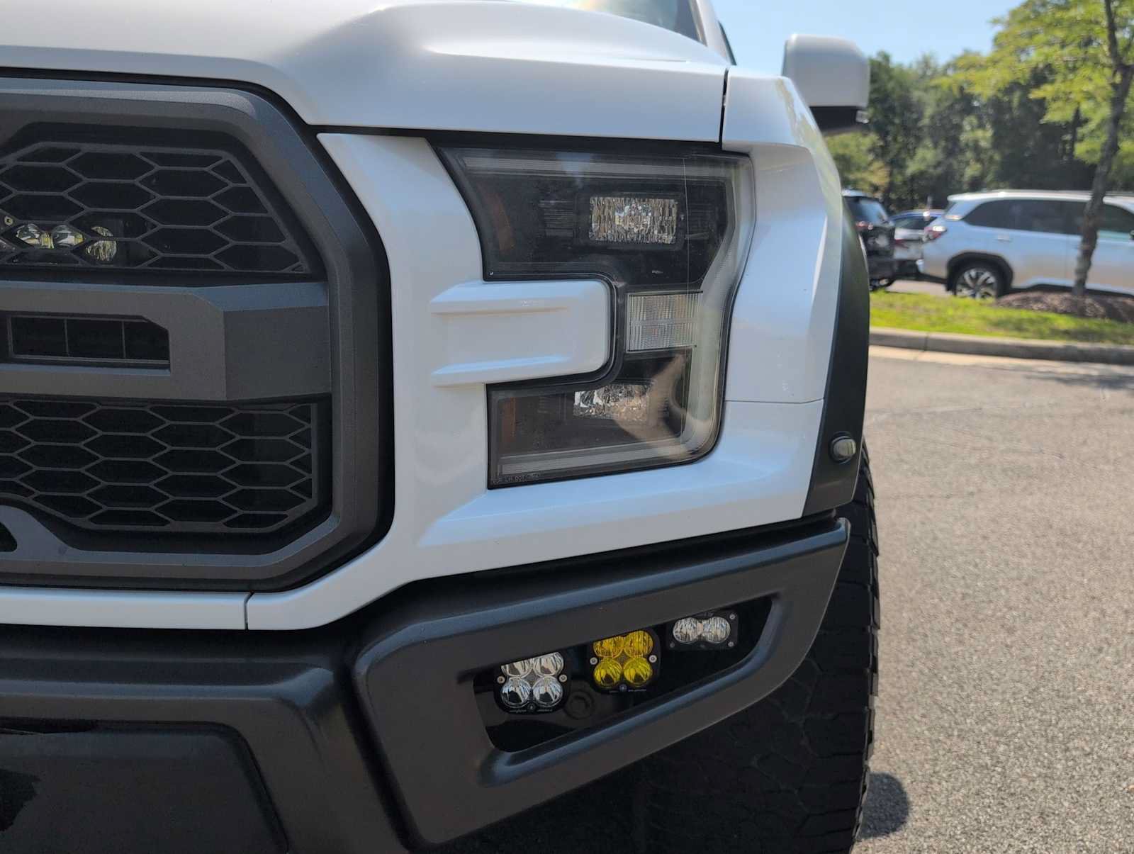 Used 2017 Ford F150 Raptor w/ Equipment Group 802A Luxury AWD/4WD image 11