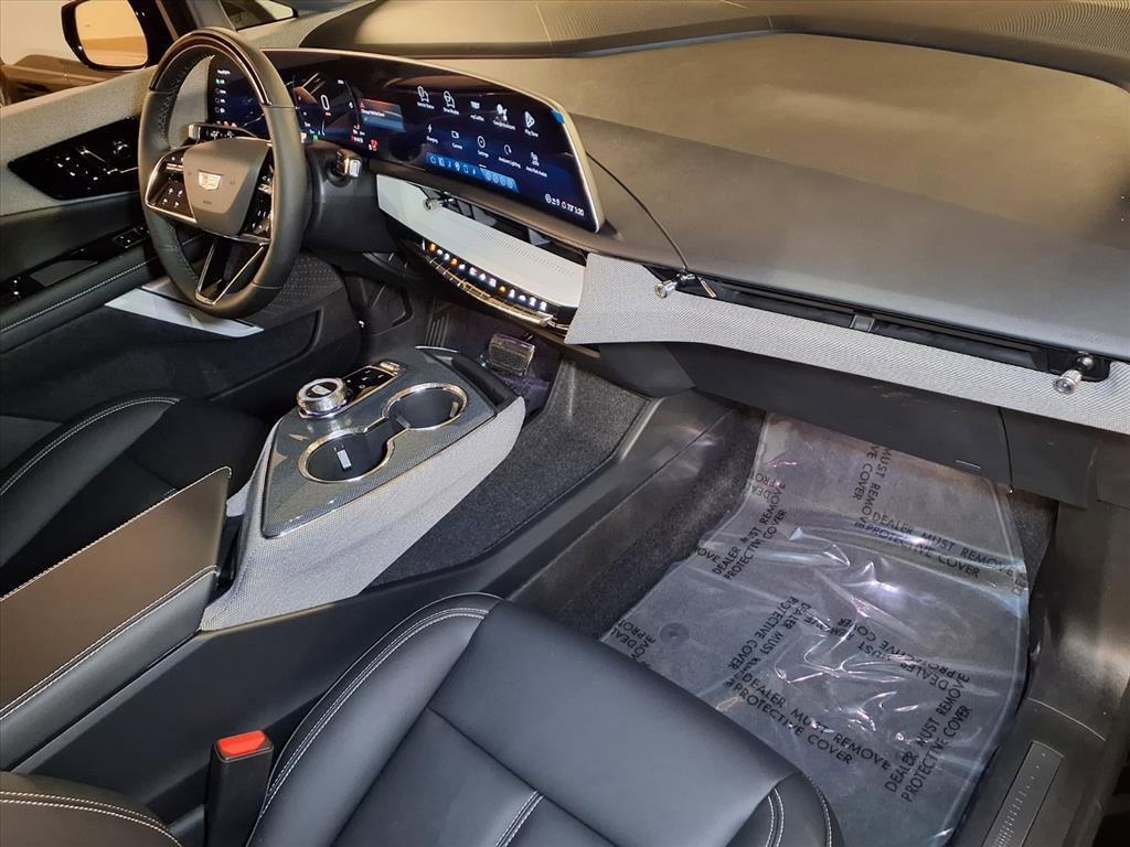 Used 2026 Cadillac Optiq Sport 1 image 24