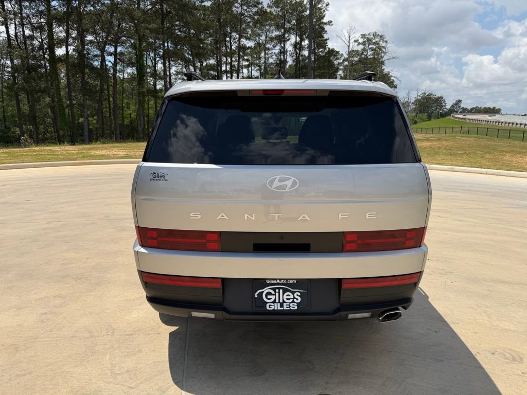 Used 2025 Hyundai Santa Fe SEL image 4