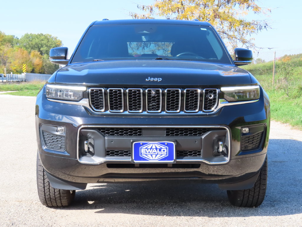 Certified 2023 Jeep Grand Cherokee Overland w/ Adv Protech Group III AWD/4WD image 16