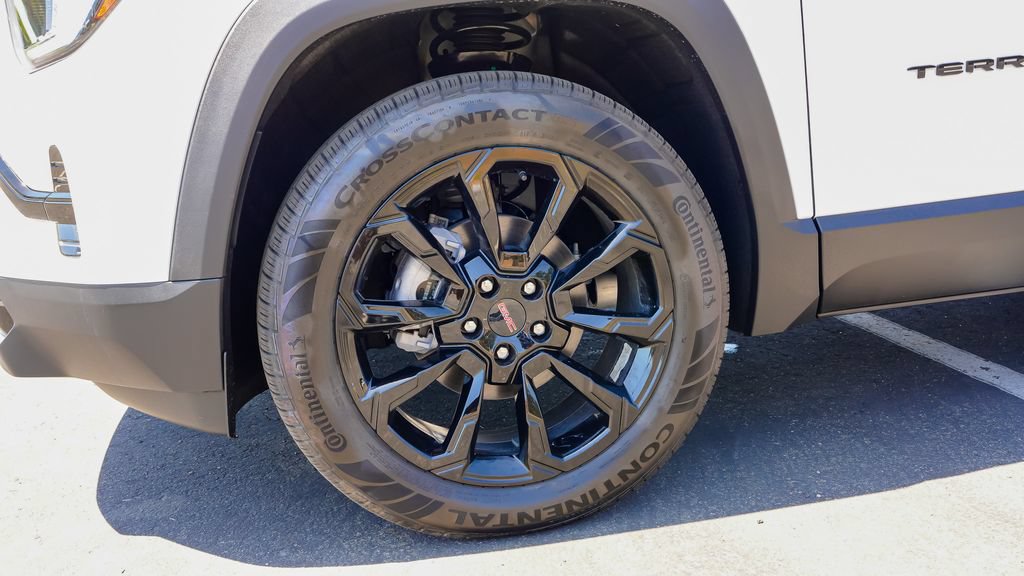 New 2026 GMC Terrain Elevation w/ Elevation Premium Package AWD/4WD image 7