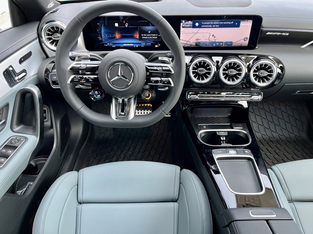 Used 2025 Mercedes-Benz CLA 35 AMG 4MATIC image 18