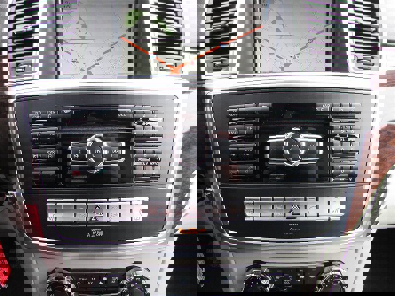 Used 2013 Mercedes-Benz ML 350 4MATIC image 18