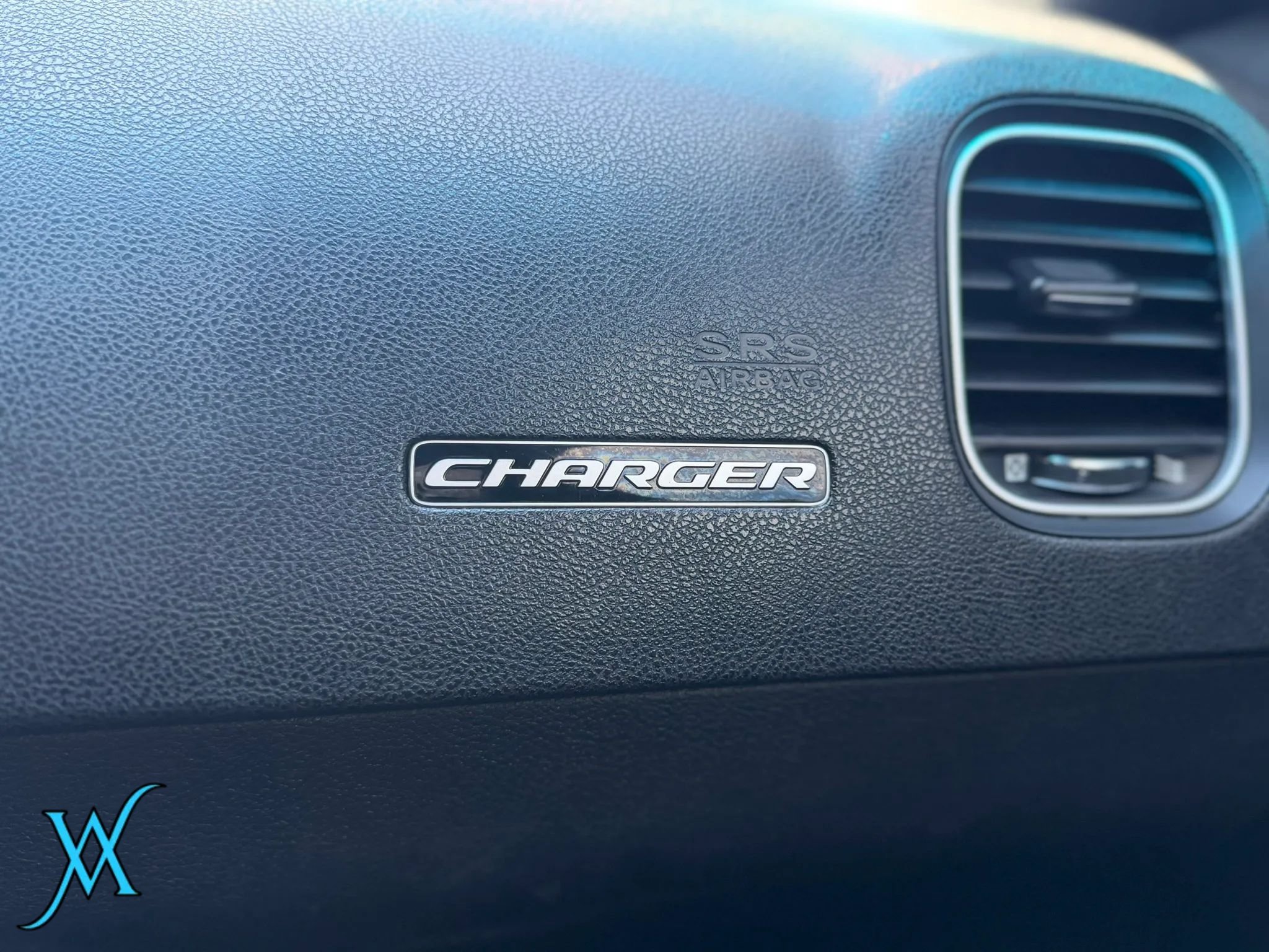 Used 2022 Dodge Charger SXT RWD image 31