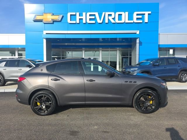 Used 2019 Maserati Levante image 2