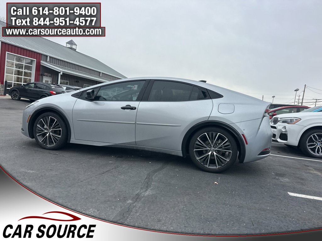 Used 2025 Toyota Prius Limited image 4